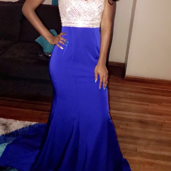 Prom Dress - Picture 2 of 3